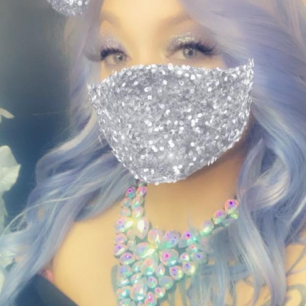 Meet your Posher, Phalavanddana